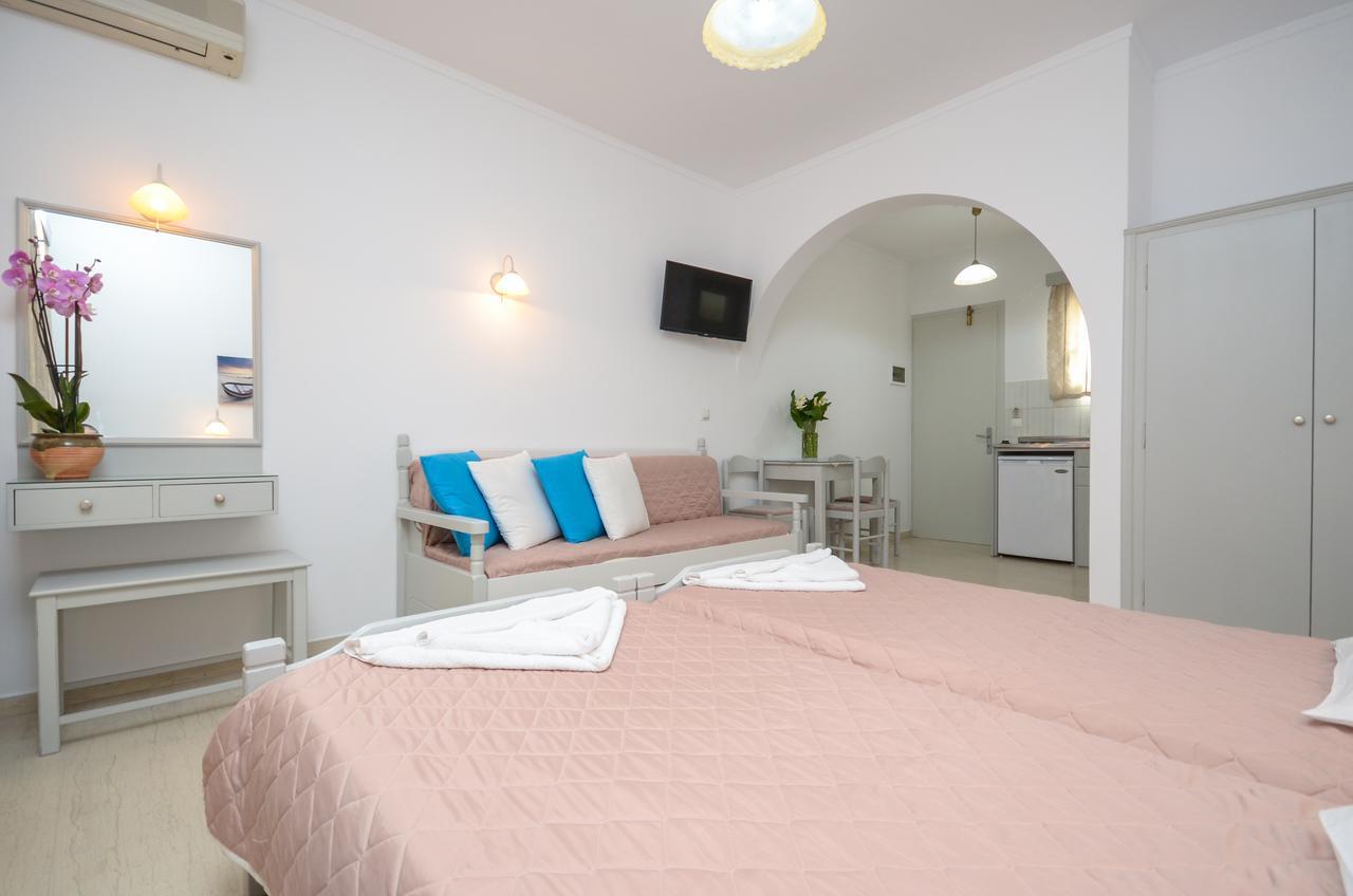 Golden Beach Studios Down Town Naxos City Экстерьер фото