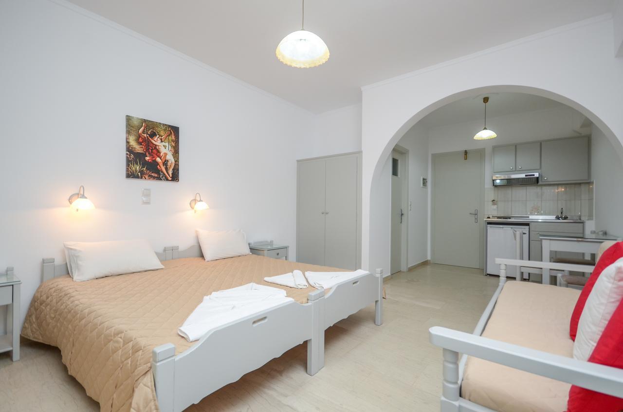 Golden Beach Studios Down Town Naxos City Экстерьер фото