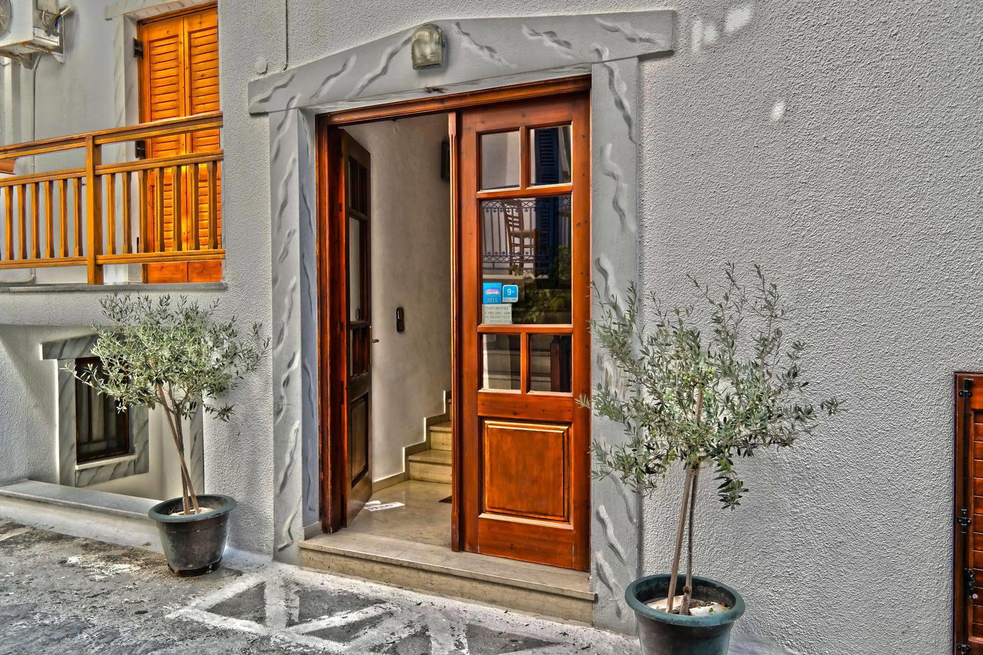 Golden Beach Studios Down Town Naxos City Экстерьер фото